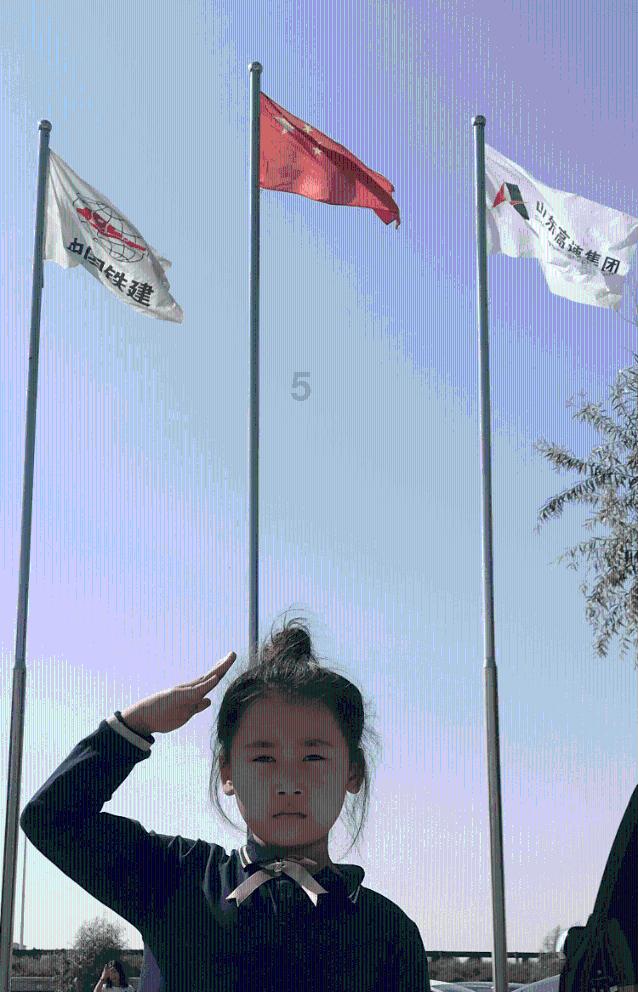 “打卡式带娃”成新潮流，什么是“打卡式带娃”？游戏画面