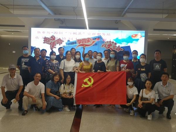 机智问答网页-智慧答案尽在在单位不受尊重,不想去上班,然后经常出钱找同事替班。领导与同事看到经常替班会怎么看怎么想?
