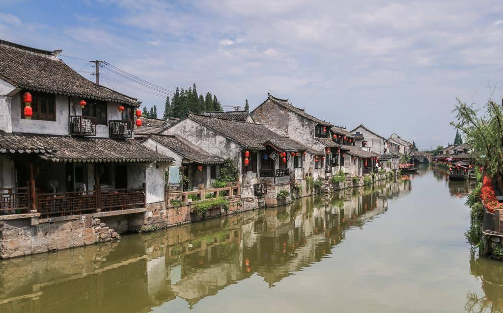 教资面试考完后，主考官问其他两位考官说，你感觉他考的怎么样，能过吗？